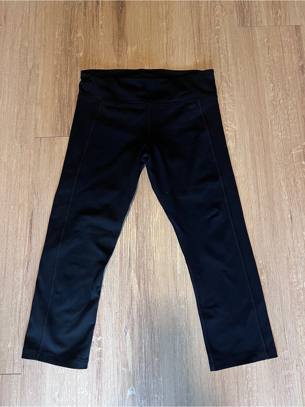 LJ Black Capri Leggings